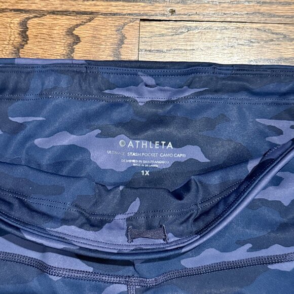 Athleta Salutation Stash Camo Capri Legging - Picture 3 of 4